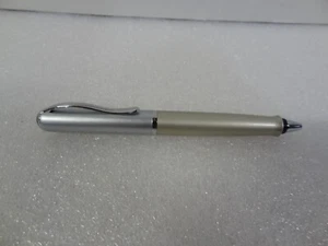 Penna a sfera Pelikan Epoch Titan K360 grigio argento opaco bronzo bordo cromato #341 - Foto 1 di 15