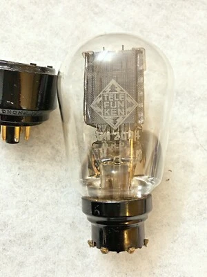 Bandeja de placas de malha Telefunken RGN2004 4004 AZ12 AZ4 como U52 5U4G - Imagem 1 de 4