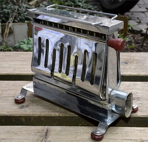 Toaster Klapptoaster Omega Vintage alt,Sammlerstück ohne Kabel,defekt? - Bild 1 von 4