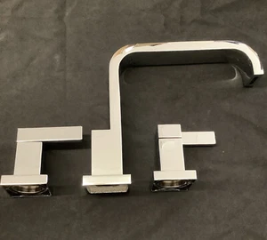 Tub Filler Mirabelle Rigi Tub Widespread 2-Handle Roman Tub TRIM MIRRI3RTCP A2 - Picture 1 of 4