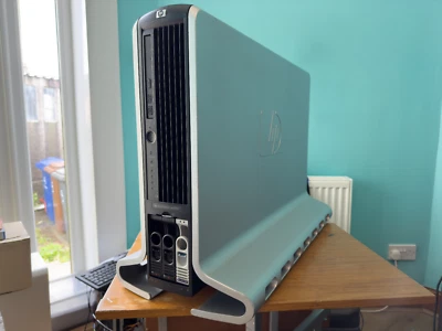 hp workstation zx6000 - Dual Itanium 2 1.5 GHz - 8 GB RAM - Image 1 of 4