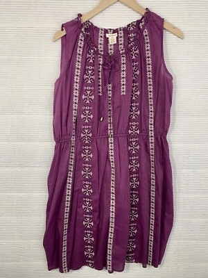 Vestido Sundance Catálogo Margarita Bordado Púrpura Sin Mangas Hasta la Rodilla Talla XL Foto 1 de 4