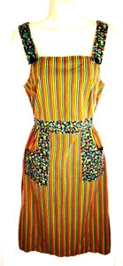 Vintage Bright Stripe Bib Dress 70s Fitted Oktoberfest Smock Pocket Dress XS - Picture 1 of 7