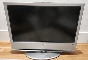 VINTAGE Sony WEGA Gate KLV-S23A10 23 Inch LCD Color Television PC & Gaming Works - Picture 1 of 23