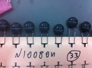 Thermistor 8.0R 20% - NTC - 33 pcs LOT, Thermistor 8.0R 20% - Picture 1 of 1