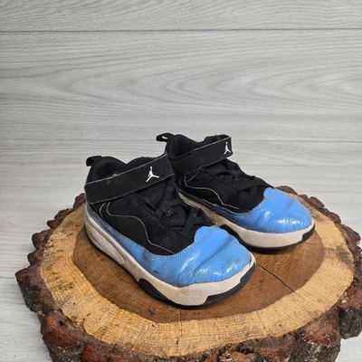 Jordan Zapatos Nike Tenis Azul Negro Max Aura Niños Niño Pequeño CN8095-041 Jóvenes 1 Año Foto 1 de 4