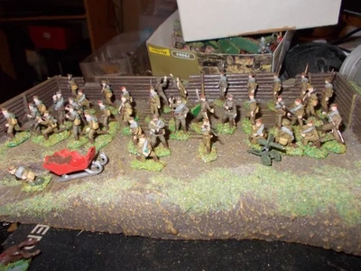 1:72 Figuren  100x Russische Infanterie und aripersonal ww1 - Bild 1 von 3