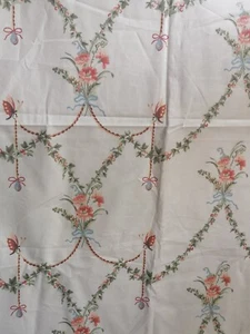 Laura Ashley vintage new chintz fabric French chateau 4 yards 1987 - Picture 1 of 6