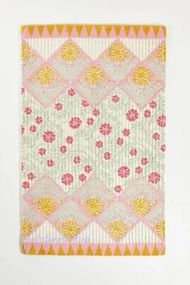 Wool Area Rug Tufted Geometric Circles Pattern Carpet for Living Room & Bedroom - Image 1 of 3