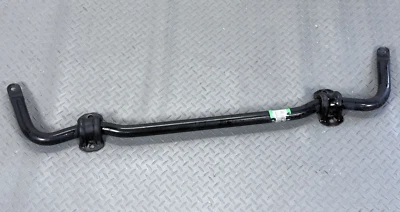 ✅ 13-24 RAM 1500 经典 2WD 原始设备制造商前悬架式 STABILIZER SWAY BAR + 衬套 — 第 1/4 张图片