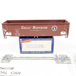 Roundhouse HO Scale Great Northern GN Ballast Hopper Large Letters Kit 7736 (D) - Picture 1 of 4