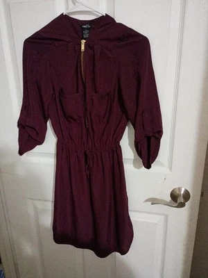 Vestido para mujer XS manga larga rojo Rue 21 Foto 1 de 3