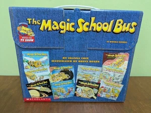The Magic School Bus Briefcase: 10 Magic School Bus Paperbacks 1994 - Picture 1 of 19