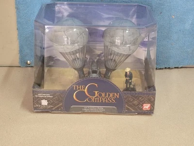 *NEW* CORGI The Golden Compass Lee Scoresby's Airship Miniature Vehicle - Image 1 of 4