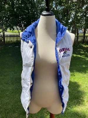 Chaleco acolchado Kansas Jayhawks Colisseum para mujer S azul y blanco 100 % poliéster Foto 1 de 4