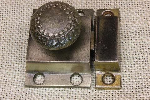 Old Cabinet Catch Cupboard Latch Smooth Brass Fancy round knob 2 1/4” tarnished Cover
