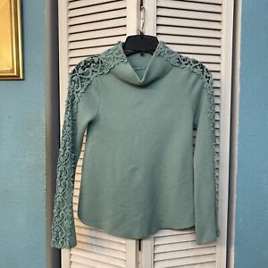 Knitted and Knotted Women's sweater crochet lace detail XXS Anthropologie blue