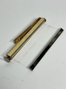 Vintage Pocket Projector Pulldown Clear Screen - Foto 1 di 7