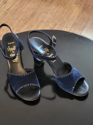 Amalfi By Rangoni Navy Calfskin Open Toe Heels 8 AAA - Image 1 of 4