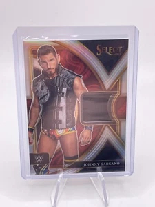 WWE Select 2023 - Panini - Muestras selectivas - Base - #17 Johnny Gargano - Imagen 1 de 2