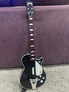 Rock Band Beatles Gretsch Guitar Wireless Model NWGTS4 Tested No Dongle - Picture 1 of 4