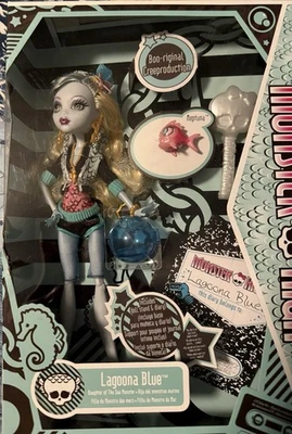 Monster High Lagoona Blue Boo-riginal Creeproduction Original Reproduction NRFB - Image 1 of 4