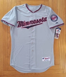 NWT Authentic Majestic Minnesota Twins MLB Road Gray Jersey Size 44 - Picture 1 of 5