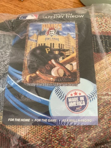 Pittsburgh Pirates MLB ‘Home Field Advantage’ Woven Tapestry Throw Blanket NEW Cover