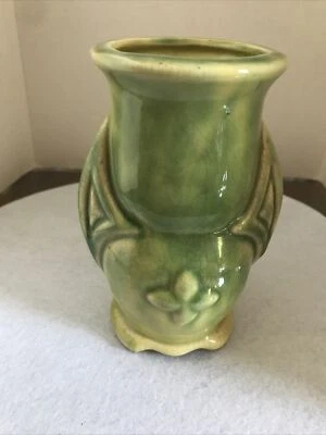 Jarrón de cerámica vintage verde/amarillo esmaltado 5 1/2 pulgadas de alto Foto 1 de 4