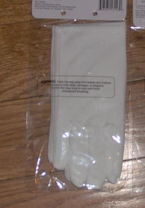 NIP CHILDS WHITE GLOVES COMMUNION WEDDING PAGEANT SPECIAL OCCASION  - Picture 1 of 2