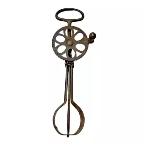 Vintage H-L Co Tarrytown NY No. 0 Egg Beater Hand Mixer Holt Lyon - Picture 1 of 21