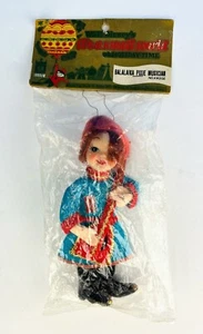 Vintage 1964 Walt Disney’s Small World Balalaika musicista ornamento natalizio HTF! - Foto 1 di 6