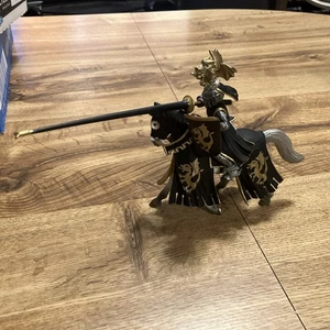 Schleich Special Edition Black + Gold Knight On Horse 72005 2011 Retired - Picture 1 of 5