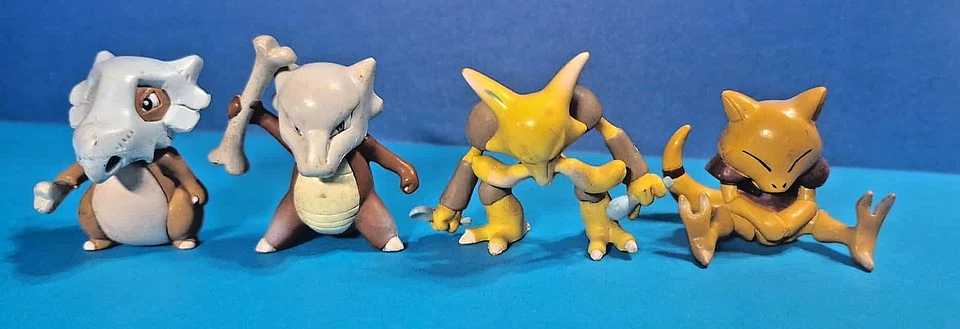 Figuras Pokémon de Tomy: CUBONE, MAROWAK, Alakazam y Abra Foto 1 de 4