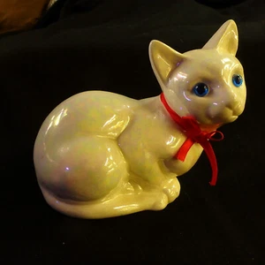 Cat white porcelain by Lipco, 5 1/2" t by 6" L by 4" wide - Picture 1 of 2