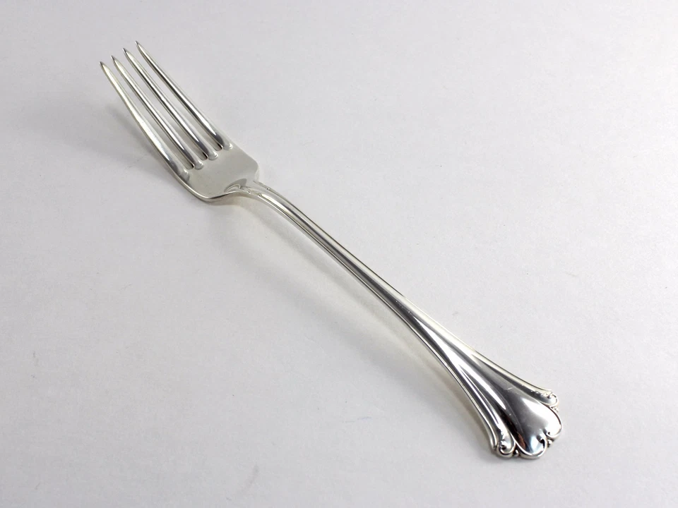 Horquilla Reed & Barton English Chippendale Place - 7 1/2 pulgadas - sin monogramas Foto 1 de 3