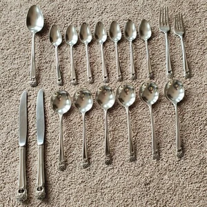 Vintage Rogers Bros. IS Eternally Yours Silverplate 1941 Silverware Flatware 18 - Picture 1 of 3