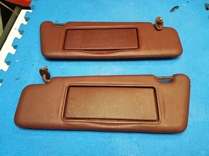 1984-1993 Mercedes W201 W124 Pair Of Lighted Sun Visors  OEM Nice BURGUNDY COLOR - Picture 1 of 11