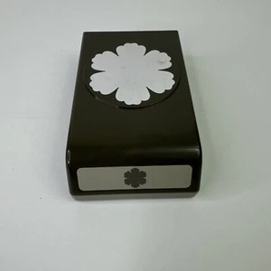 Stampin Up! Large Blossom - 6 Petal Builder Punch Flower - Picture 1 of 7