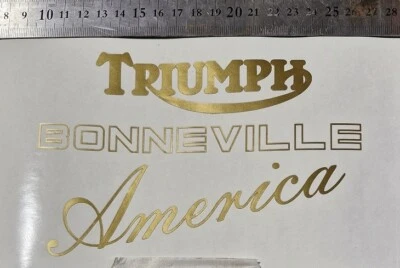 Par de pegatinas/calcomanías de vinilo personalizadas Triumph Bonneville America. Foto 1 de 4