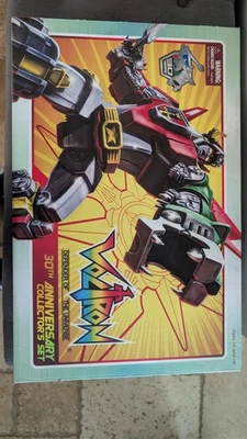 Voltron Defender of the Universe 30 周年收藏套装 Toynami NR 状况完好 — 第 1/3 张图片