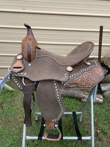 16" Circle S buckstitched suede Western barrel saddle w/Full QH bars - Picture 1 of 6