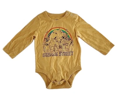 New Sesame Street Gang Toddler Size 6-12 Months Big Bird Elmo Baby L/S One Piece - Image 1 of 4