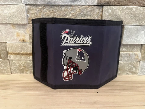 Vintage  NFL New England Patriots Nylon Trifold Wallet Cover