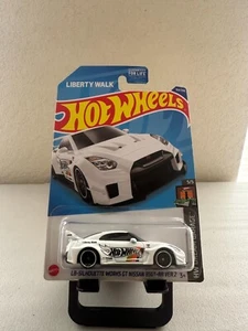Hot Wheels LB-Silhouette Works GT Nissan 35GT-RR Ver 2 White HW Dream Garage N23 - Picture 1 of 1