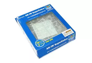 TRUMPETER Helicopter Model 1/350 AH-1W SuperCobra Scale Hobby 06255 P6255 - Picture 1 of 2