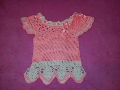 Top de punto para niña hecho a mano talla 2-4 **y 20% de descuento si compras 4 artículos ¡Vendo!!** Foto 1 de 4
