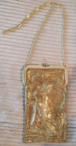 VINTAGE WHITING & DAVIS GOLD MESH PURSE CLUTCH - Picture 1 of 7