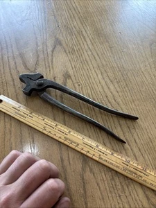Vintage Shoe Hammer Pliers - Picture 1 of 5