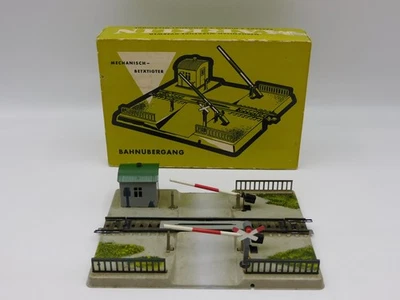 Marklin 7054 Passaggio a livello meccanico bahnubergang treno Western Germany H0 - Immagine 1 di 4
